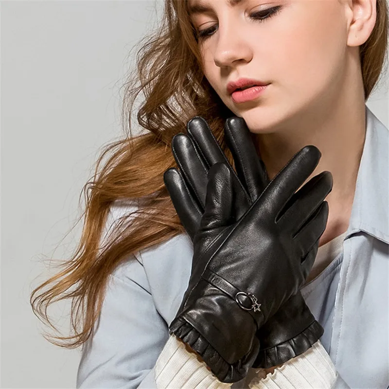 Lambskin Gloves Ms. Genuine Leather Gloves Winter Plus Velvet Thicken Warm Korean Flouncing Round Buckle Strap WL06