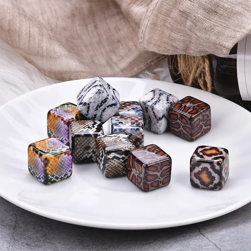 

Wholesale 40pcs/lot 16*16MM Cube Square Leopard Printing Resin Chunky Beads DIY jewelry Findings Ornament Colorful Beads
