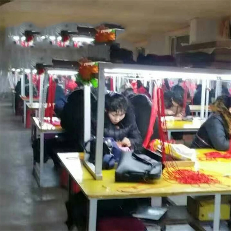 4212788921_670788097