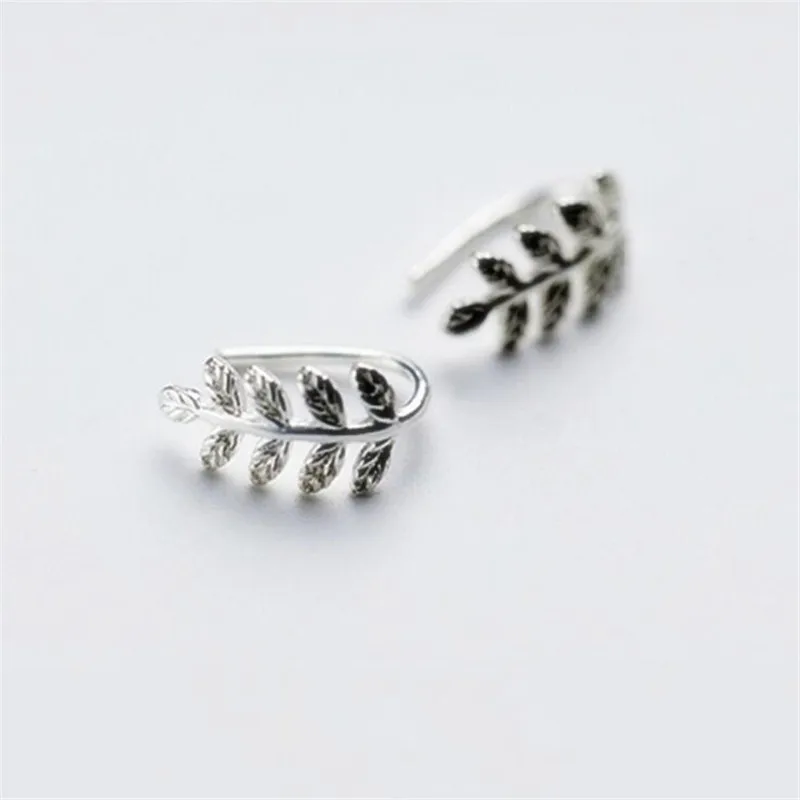 

Korean Style New Fashion Simple Leaves Ear Hook 925 Sterling Silver Jewelry Small Honey Leaves Fresh Mini Tree Earrings SE733