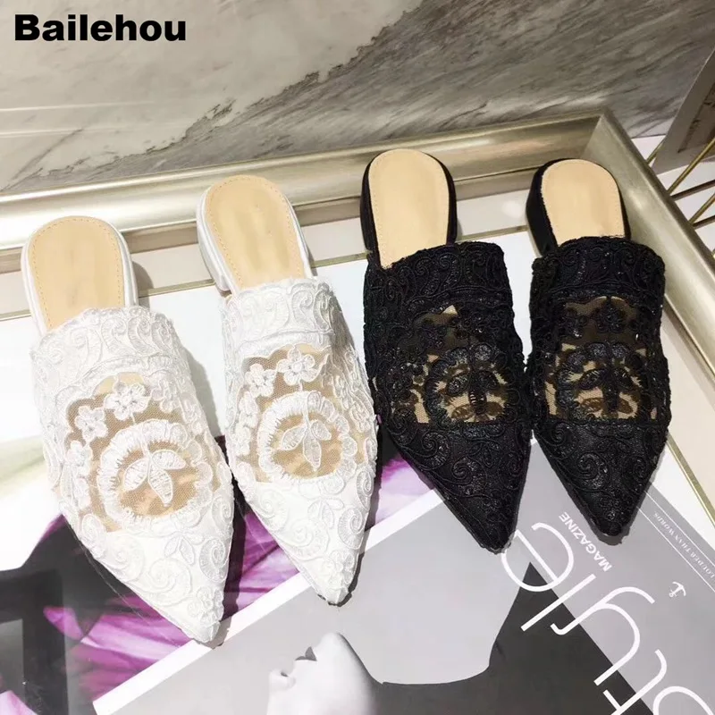 

Women Slippers Slip On Slides Embroidery Flower Slipper Pointed Toe Wedding Shoes Flat Moccasins Embroider Floral Loafers Shoes