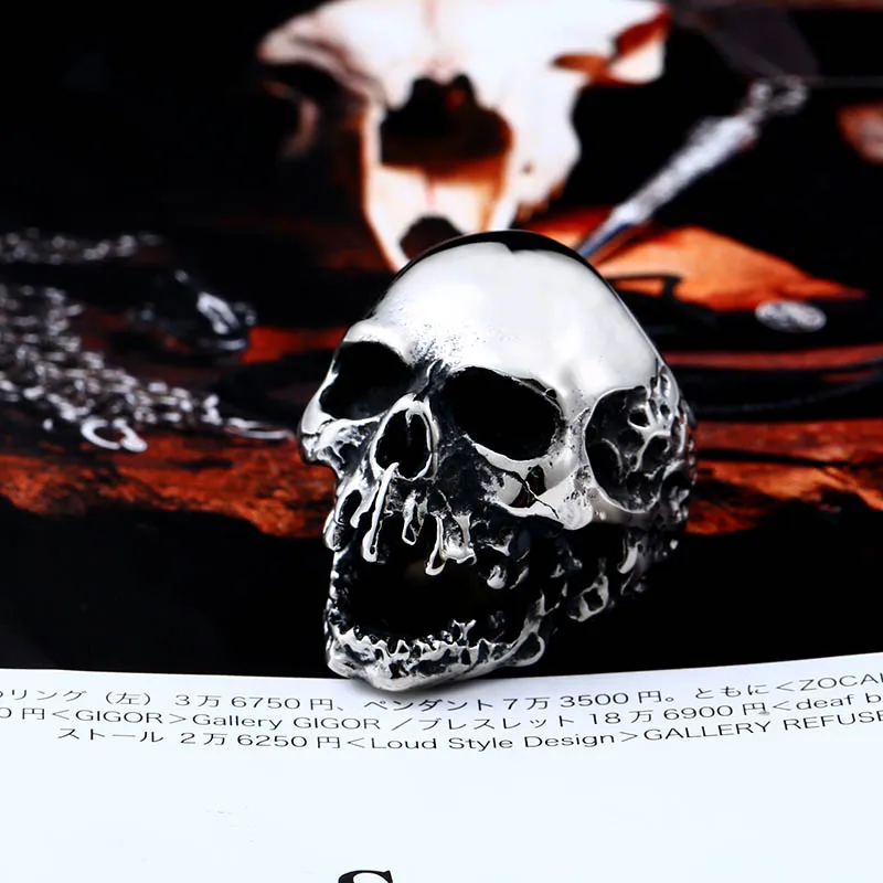Байер уникальный стиль большой череп для мужчин нержавеющая сталь панк Рок мужской личности кольцо Хэллоуин вечерние принадлежности BR8-382