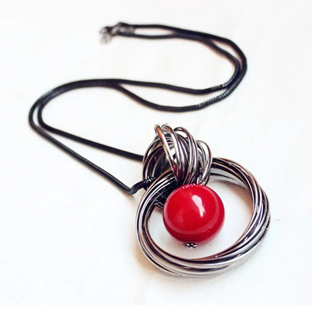 

Fashion Women Hollow Circle Faux Pearl Pendant Sweater Necklace Party Jewelry