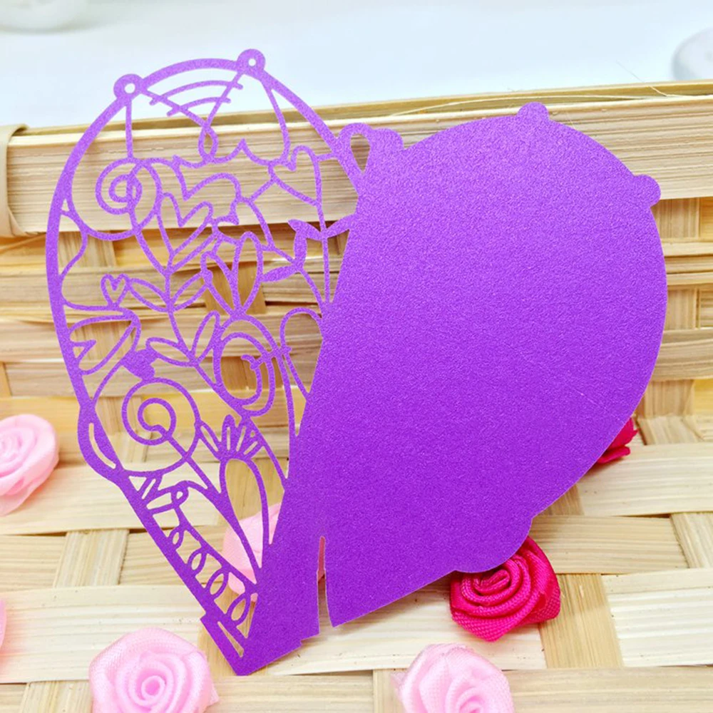 Последние 50 шт/партия Свадебные украшения стола Место карты вырезанные лазером сердечки Цветочные вино стекло место карты для украшения свадебной вечеринки - Цвет: Purple