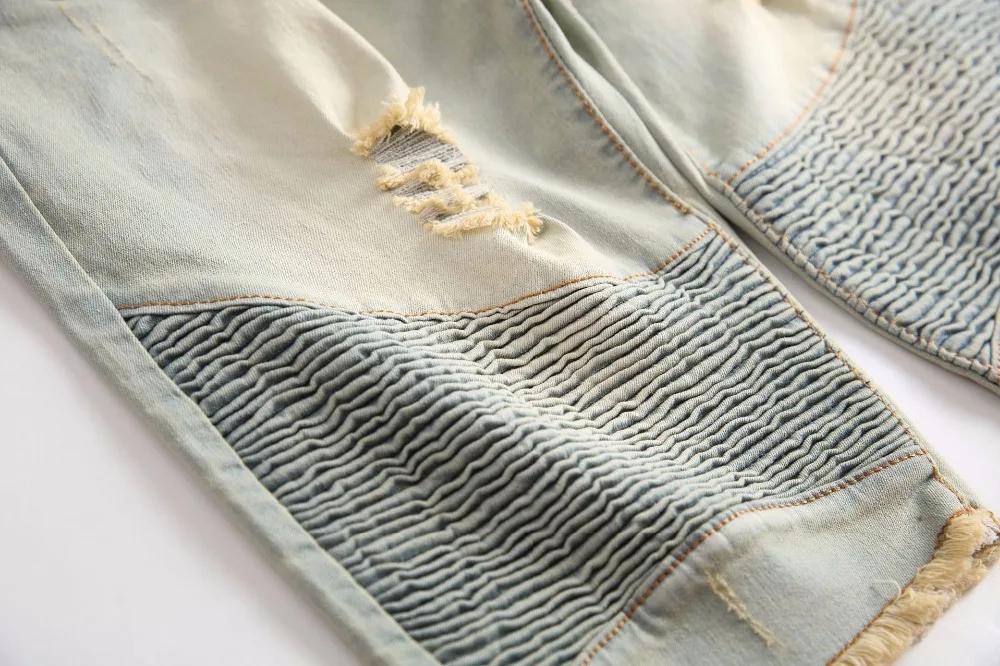 8853803273_1518810607