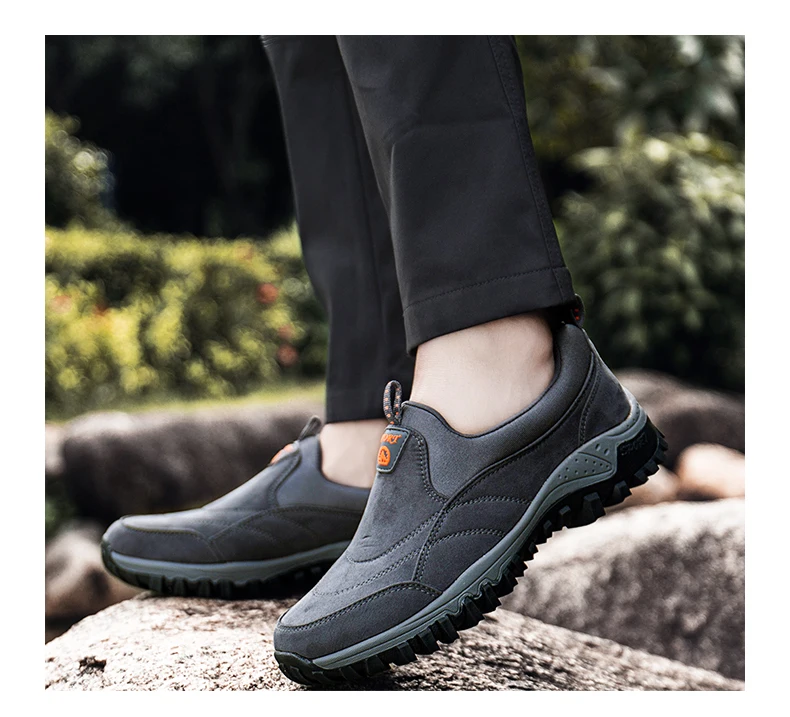 Male Walking shoes men Outdoor Athletic Shoes non-slip rubber Mens Sneakers faux suede Man footwear dad shoes big size 38-46