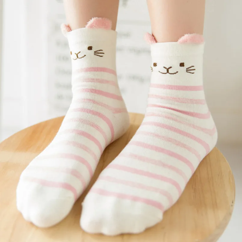 PEONFLY Bear Cat Dragon Cat Rabbit Fox Lion Cartoon Animals Wave Dot Stripe Pattern Three-dimensional Woman Cotton Socks Autumn