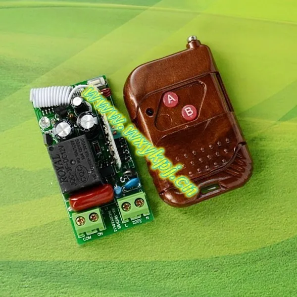 

AC220V 1CH RF off the wall switch latching relay 433mhz learning code transmitter and receiver switches