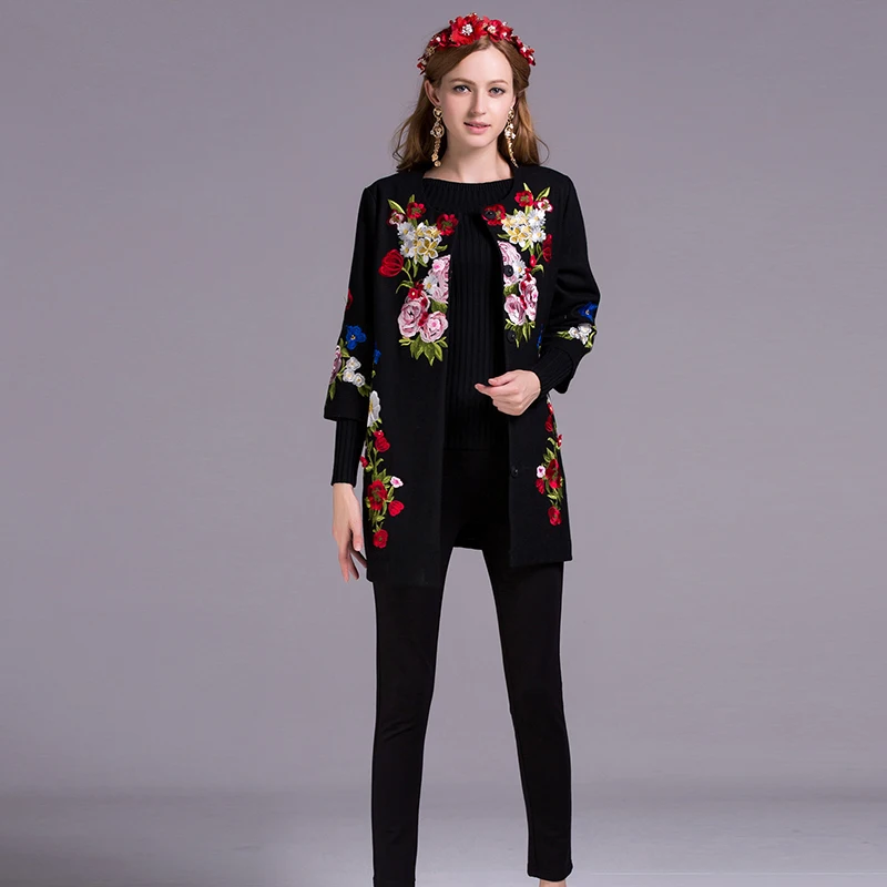 Fashion Coats 2018 New Autumn Winter 3/4 Sleeve Covered Button Flower Embroidery Women High Quality Casual Black Coat