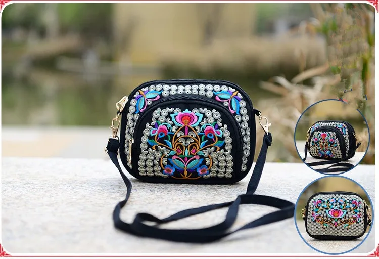 Petit sac ethnique broderie