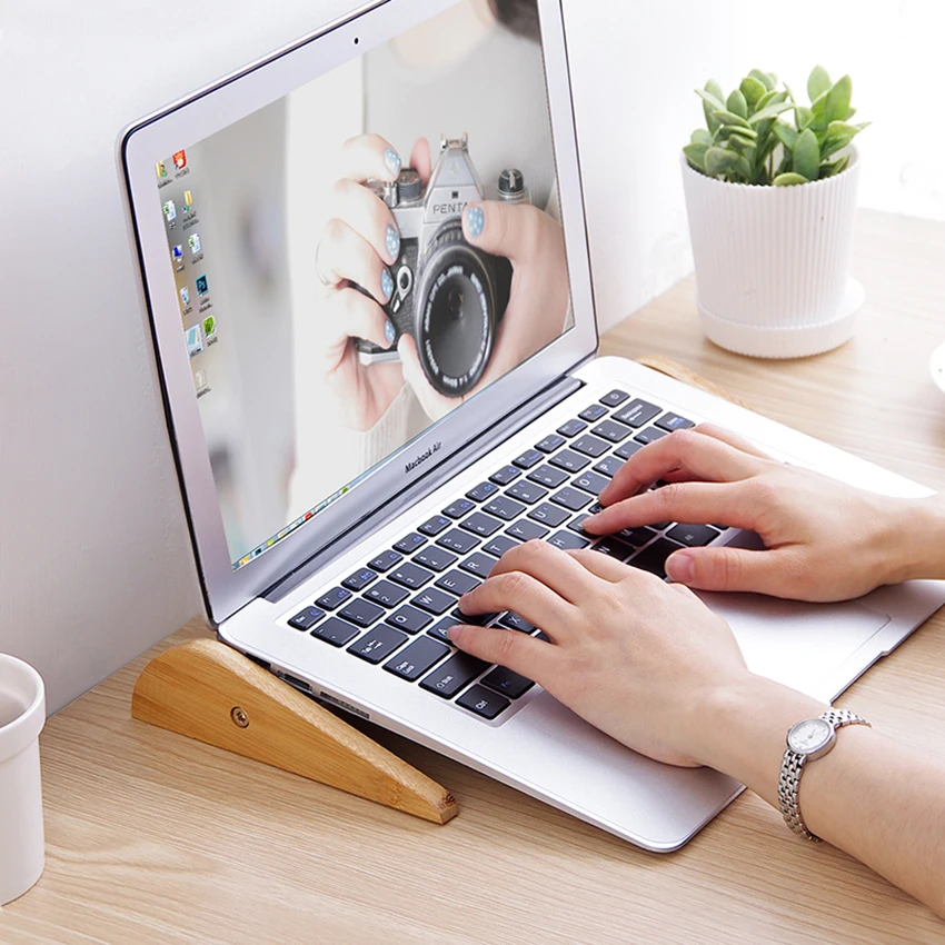 

Walnut Natural Simple Vertical Desktop Wood Laptop Stand Notebook Wooden Holder Support