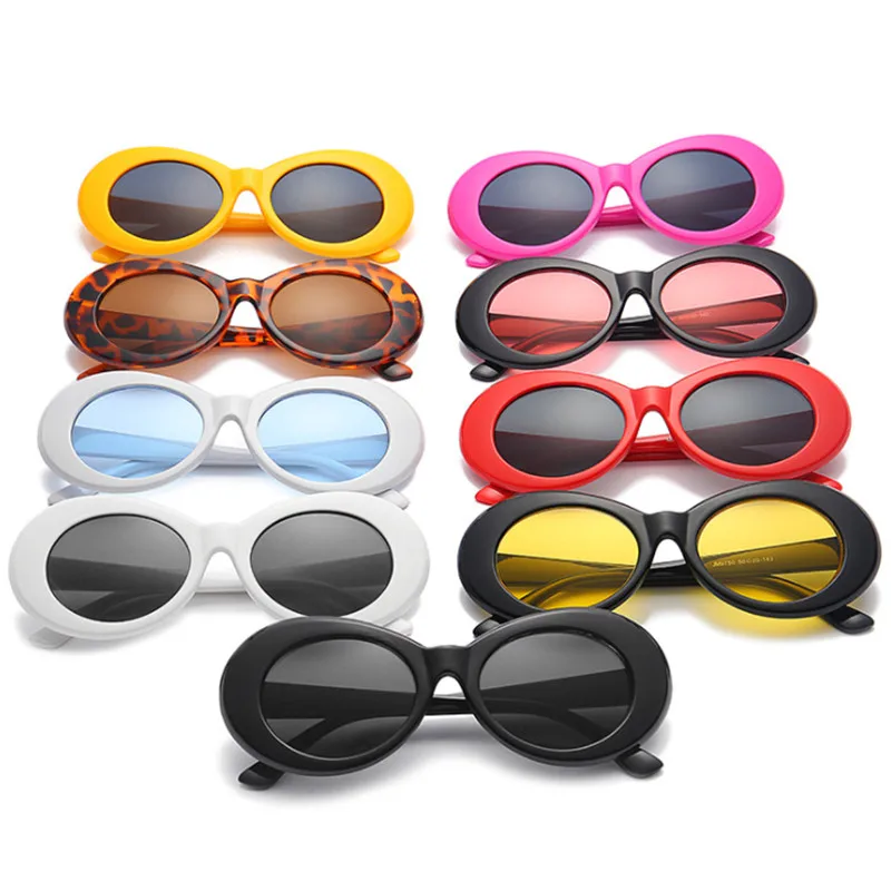 Tongue glasses retro old