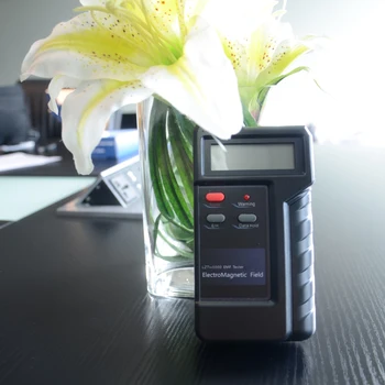 

Electromagnetic Radiation Detector LZT-1000 Meter Tester Sensor Indicator Dosimeter For Home Use