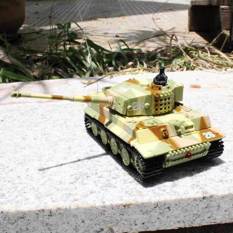 Горячая мини радио пульт дистанционного управления Танк RC немецкий военный Тигр Танк со звуком светильник игрушка для детей - Цвет: Светло-желтый