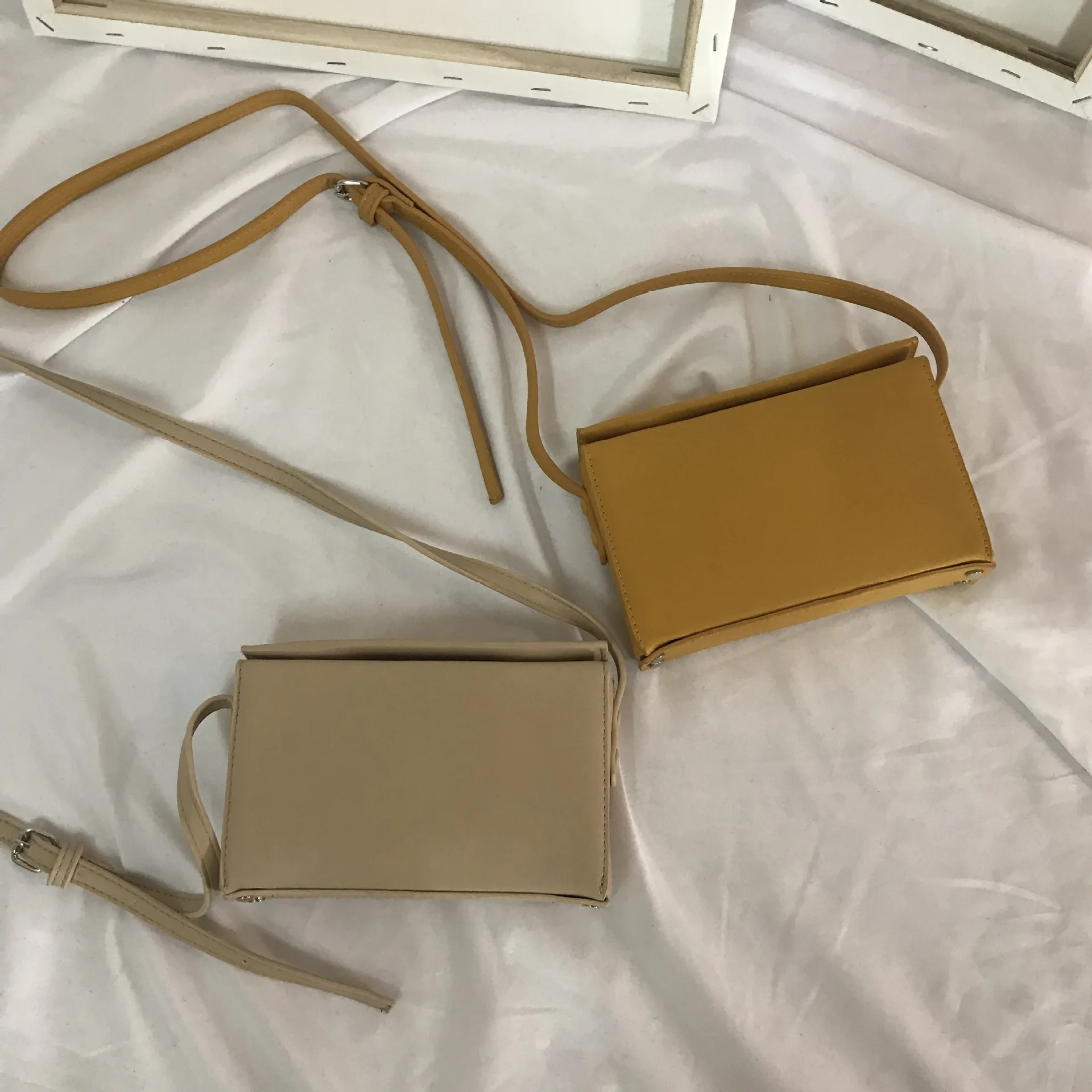

2019 pure color box bag Pu small square bag, solid color buckle single shoulder skew spanning bag