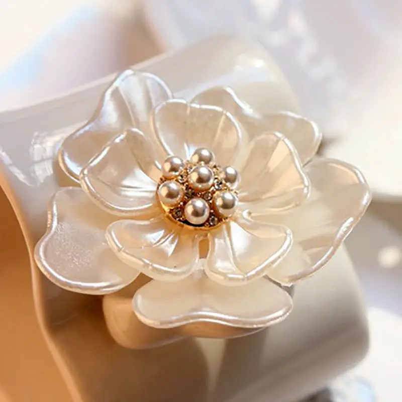 New Pearl Fabric Camellia Flower Brooch Pins Elegant Corsage Sweater Suit  Badge Lapel Pin Fashion Brooches for Women Accessories - AliExpress