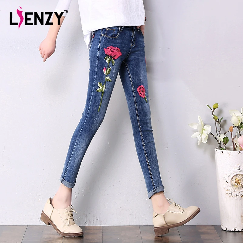 

LIENZY Summer Jeans With Floral Embroidery On Legs Ripped High Waist Skinny Women Capris Denim Pants Bottom