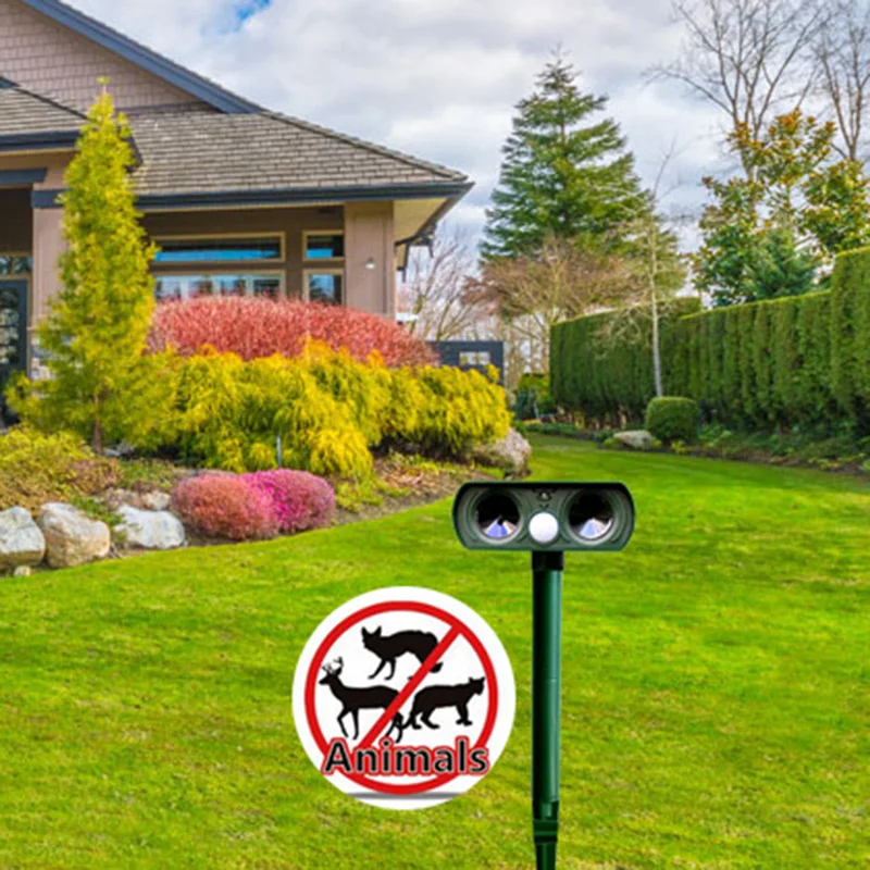 Garden Ultrasound Dog Repeller Outdoor Dispel Animals Stop Bark Dog Training Device LED Ultrasonic Electronic Dog Repeller