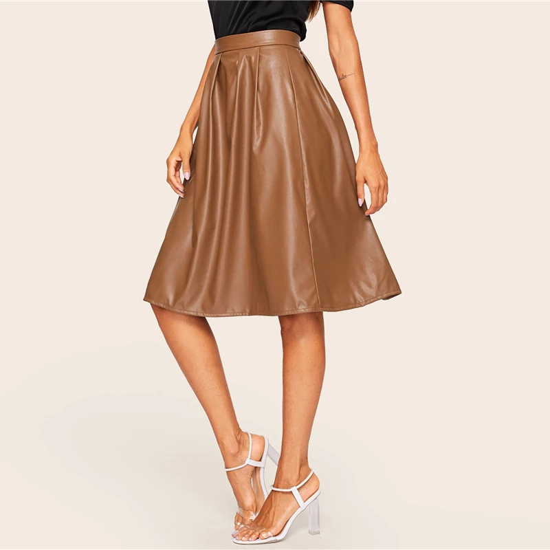 Sheinside кофейная Повседневная плиссированная юбка со средней талией из искусственной кожи для женщин Весенняя однотонная трапециевидная юбка женская Минималистичная юбка на молнии