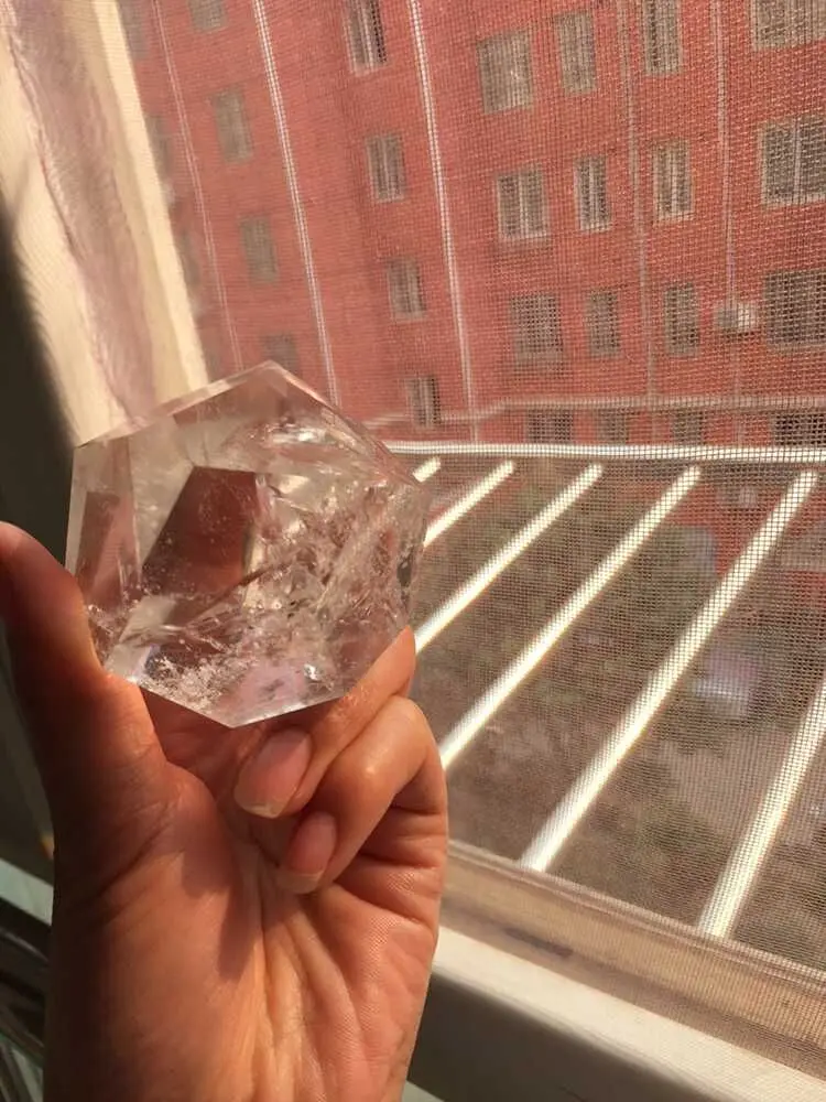 Новые поступления Натуральный прозрачный кварцовый кристаллический dodecahedron в