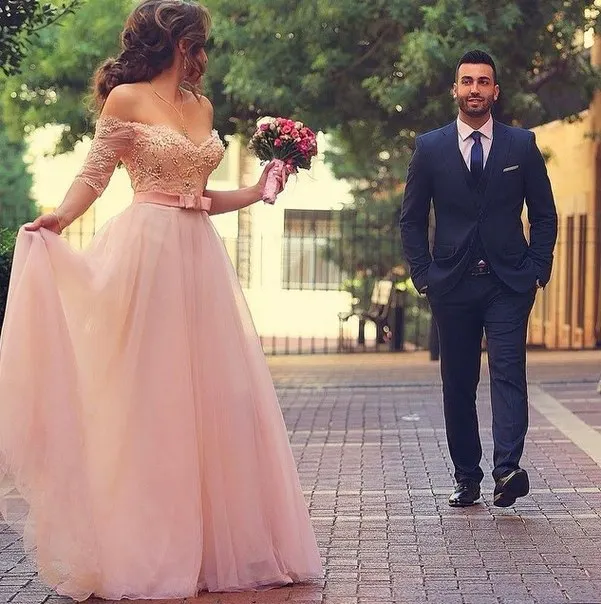 

Princess Sweetheart Sleeve Pink Wedding Dress 2016 Fashion New Pearls Beaded Lace Off The Shoulder Tulle Bridal Gown