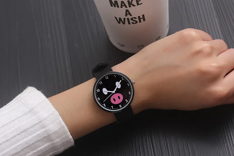 Для женщин часы Симпатичные Свинья спортивного досуга мультфильм часы яркие цветные мягкие силиконовые кварцевые наручные часы для