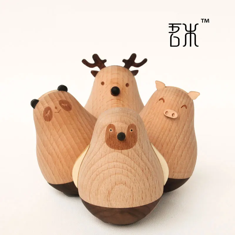 

Factory direct wooden crafts, home office desk decoration tumbler desktop pig portraits paper decorations