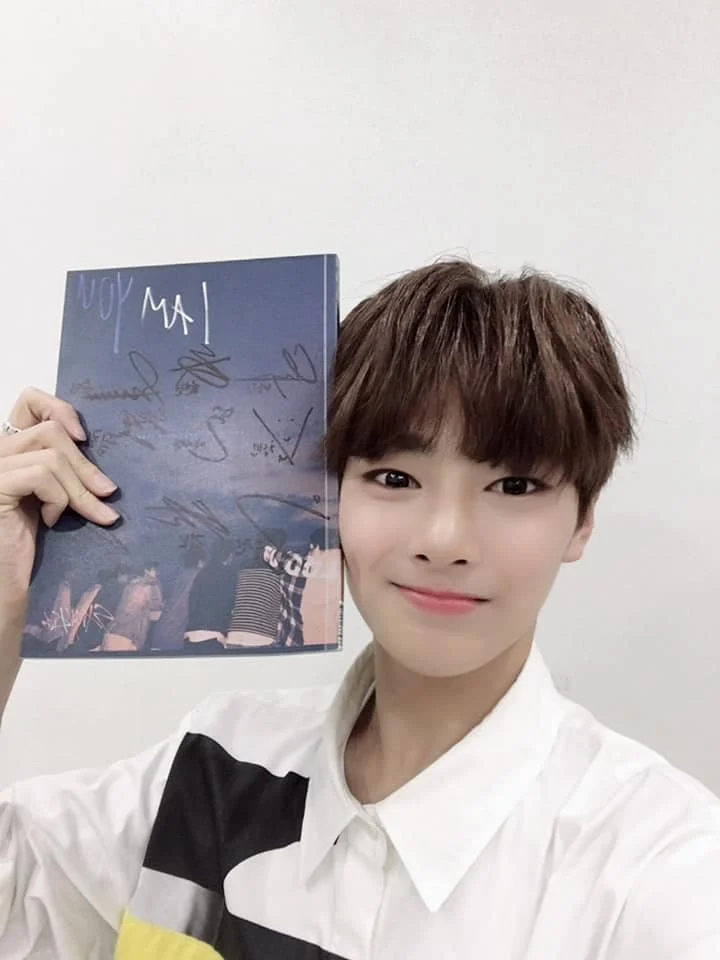 stray kids  I AM YOU 0328201908