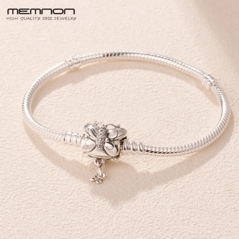 

Moments Silver Bracelet with Decorative Butterfly Clasp snake bracelets for women fit silver 925 Original charms beads DIY make