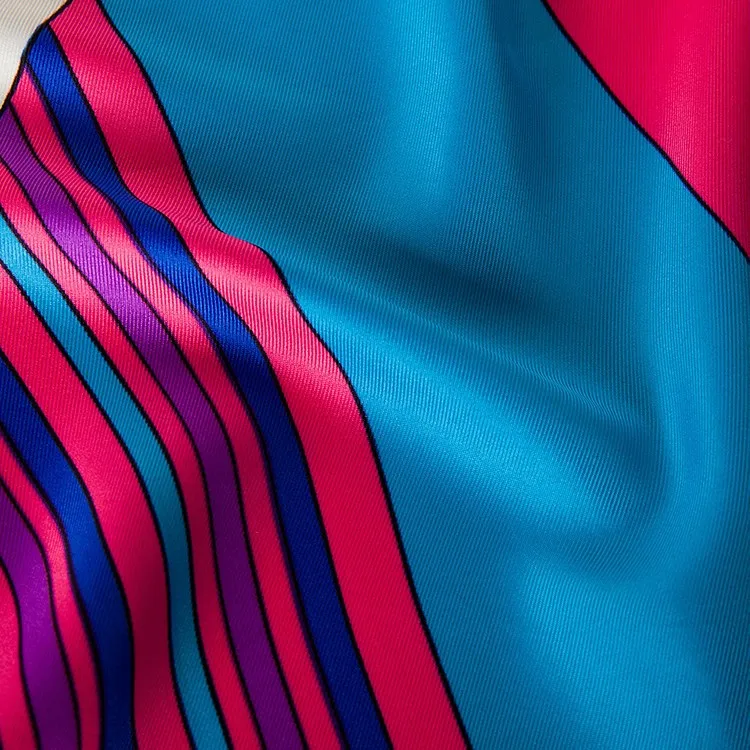 Роскошный бренд саржевого шелка женский шарф квадратные шарфы для катания на коньках спортивный принт шелковый шарф Обертывания платок женский хиджаб
