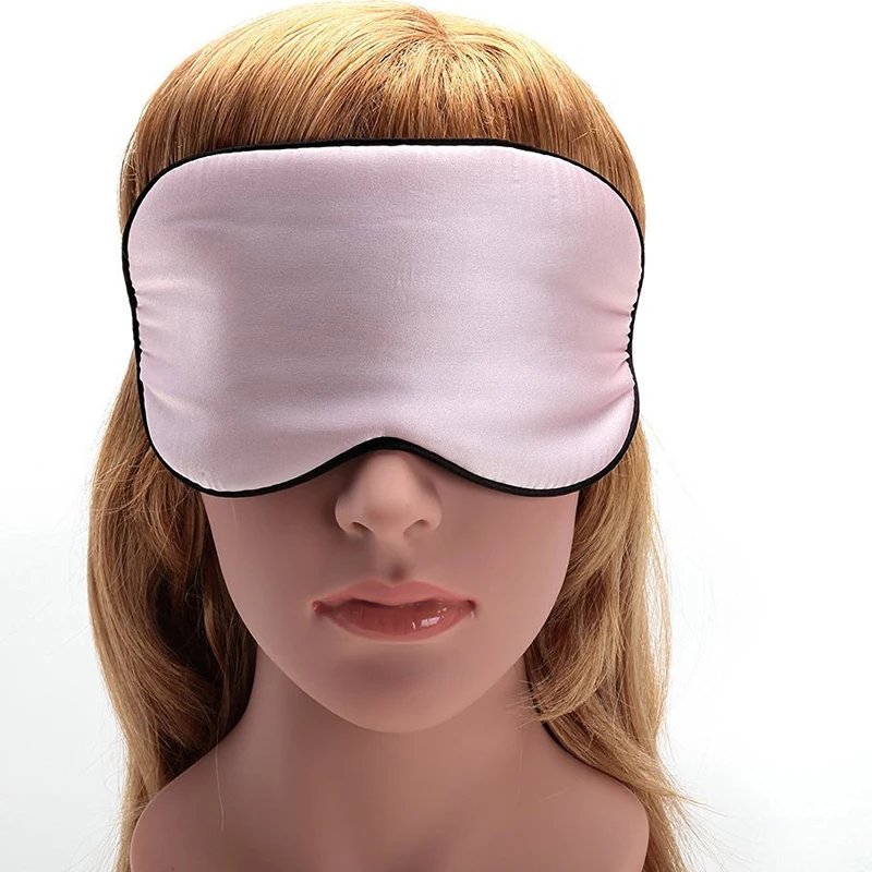 Повязка на глаза для сна. Маска фото парочки в серой маске для сна ayris silk шёлк. Маска для сна с гелем. Шелковая маска для сна. Шелковая маска для сна jersey slumber.