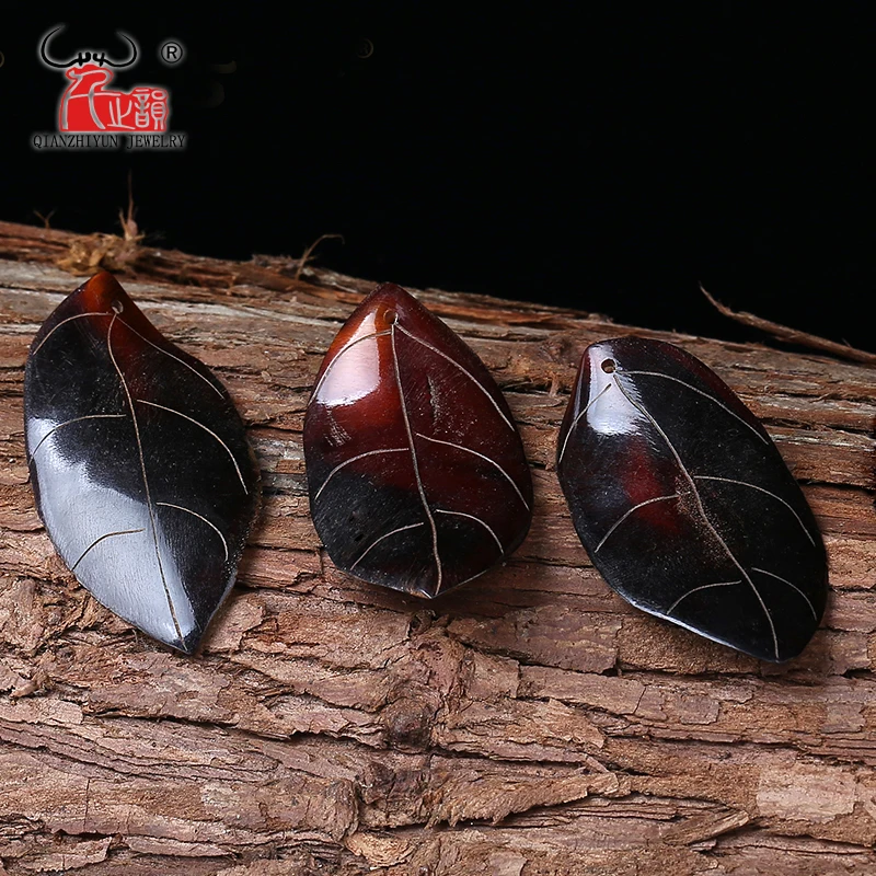 

Pure natural horseshoe leaves pendant beads accessories DIY jewelry accessories.