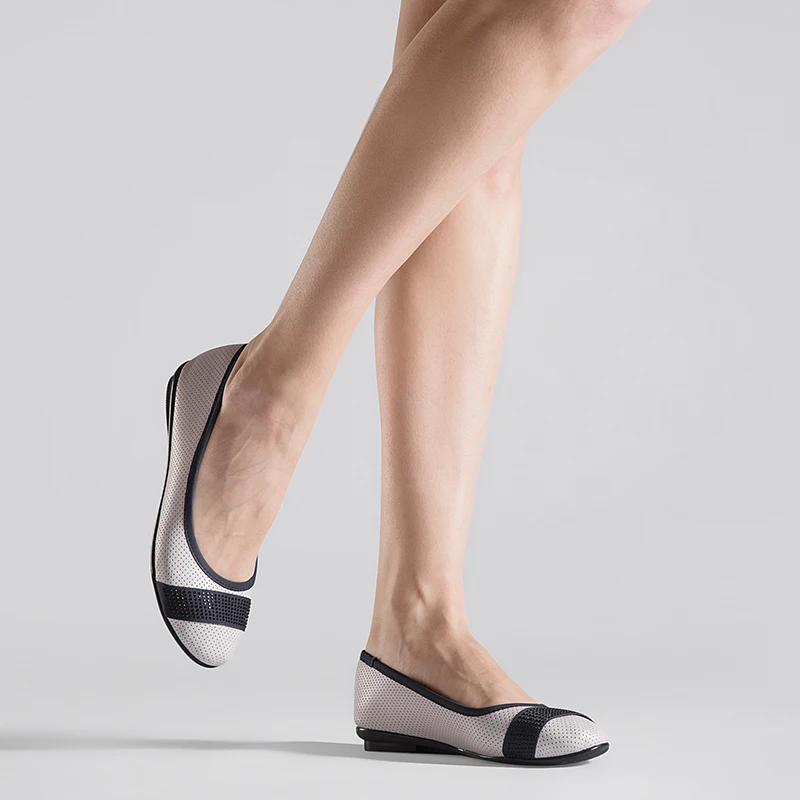 AIMEIGAO New Genuine Leather Flat Shoes Women Slip On Loafers Spring Casual Shoes Ballet Flats Soft Comfortable Women Shoes