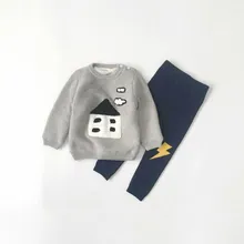 INS/осенне-зимняя одежда для маленьких мальчиков Одежда для маленьких девочек свитер с принтом домик для детей Детская одежда Рождественская Одежда для мальчиков GIF