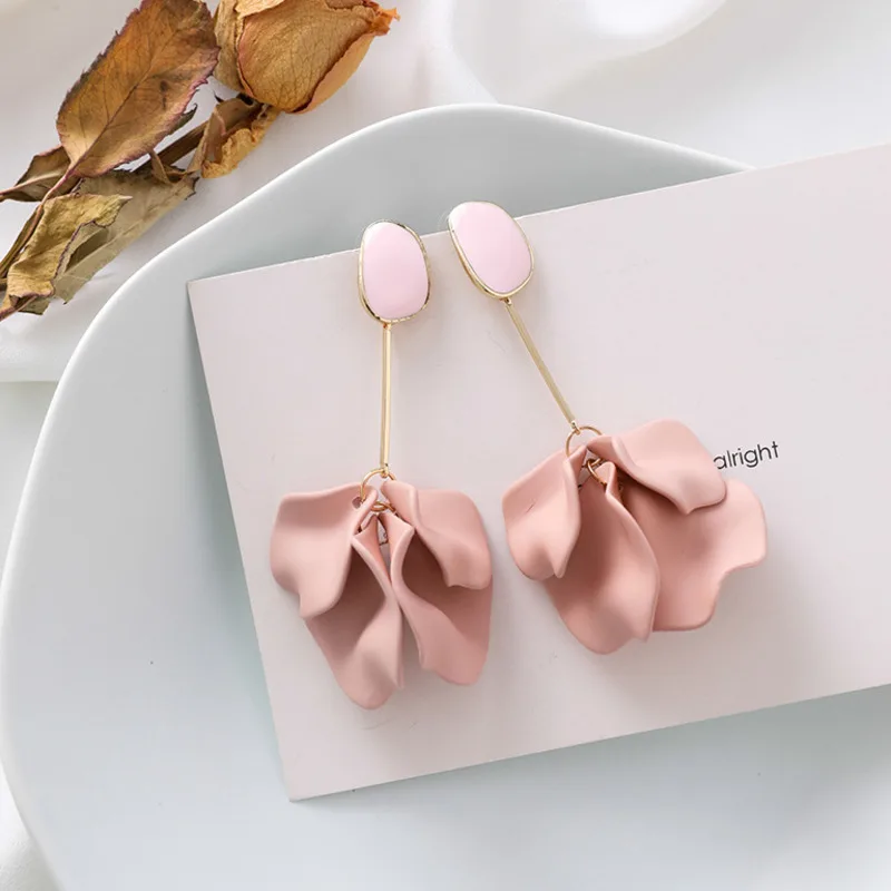 Gold Color Wafer Purple Petal Earrings For Women New Korean Style Elegant Flowers Long Earrings Fashion Party Jewelry Sweet Gift