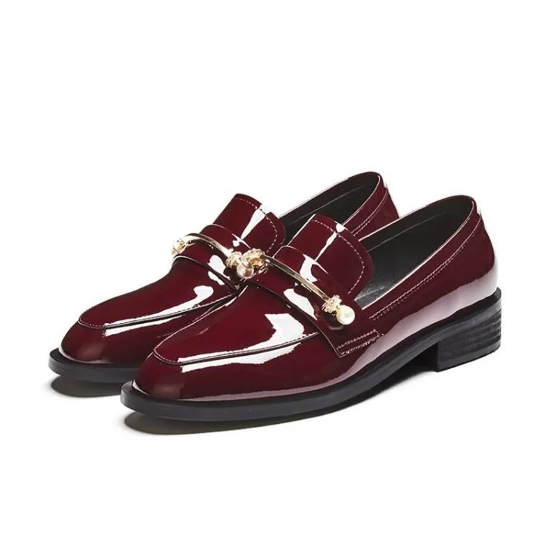 2019 Spring New British Women Loafers Patent Leather Women's Oxford Shoes Shallow Mouth Square Toe Pearl Casual Flat Shoes Woman (1)