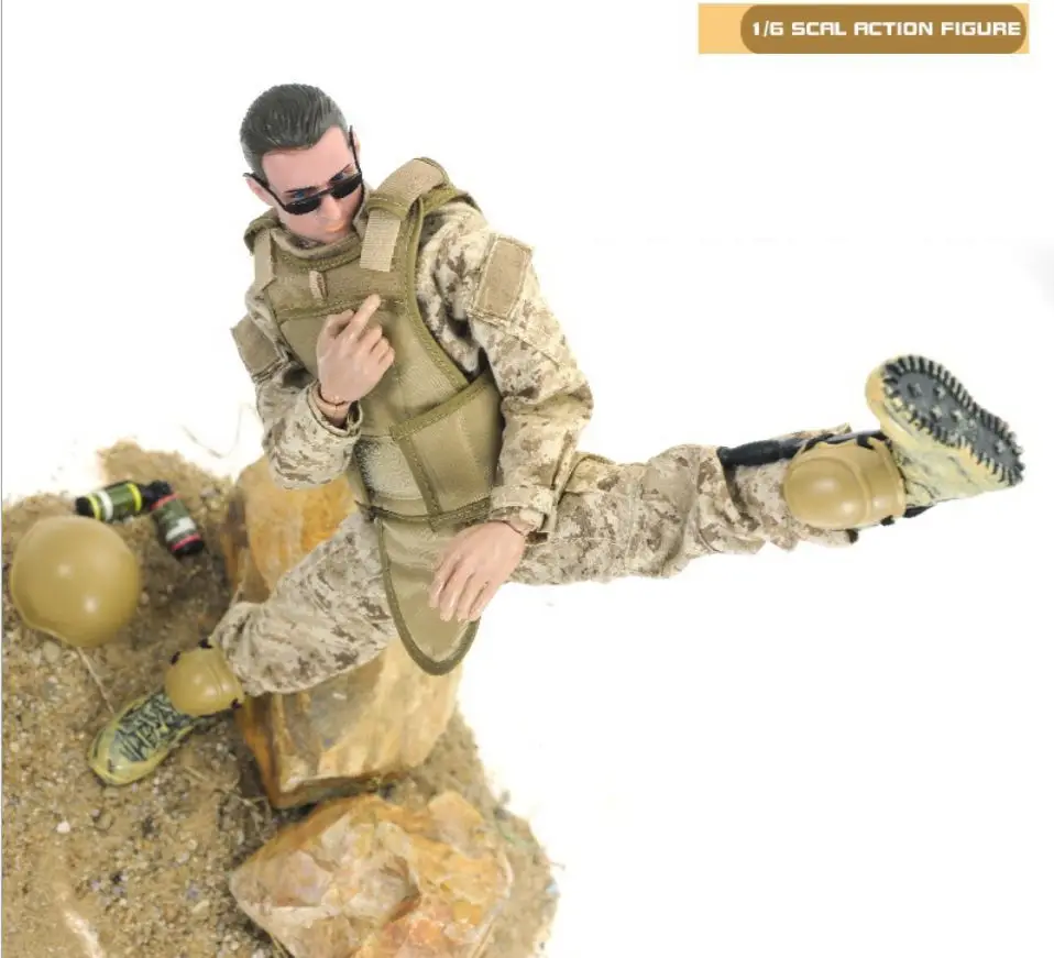 12 military action figures
