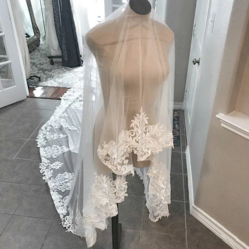 new-designer-3m-long-cathedral-length-wedding-veils-1t-bridal-veil-accessories-vintage-ivory-bridal-veils-with-free-comb-custom-made (3)