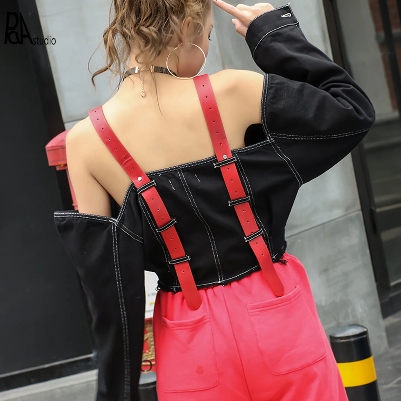 

Korean High Streetwear Suspender Belt Strap Off Shoulder Short Denim Jacket Fashion Jean Elegant Coat Slim Crop Top Jumper Blusa