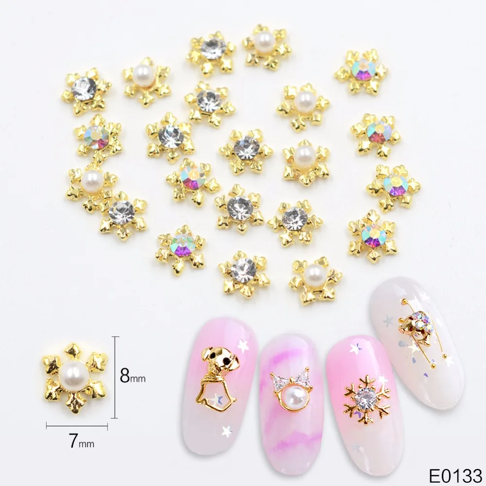 

20pcs/pack Nail Art Mixed 3D Gold Christmas Snowflake Nail Decoration with Rhinestone Designs Manicure Decorations DIY Decals