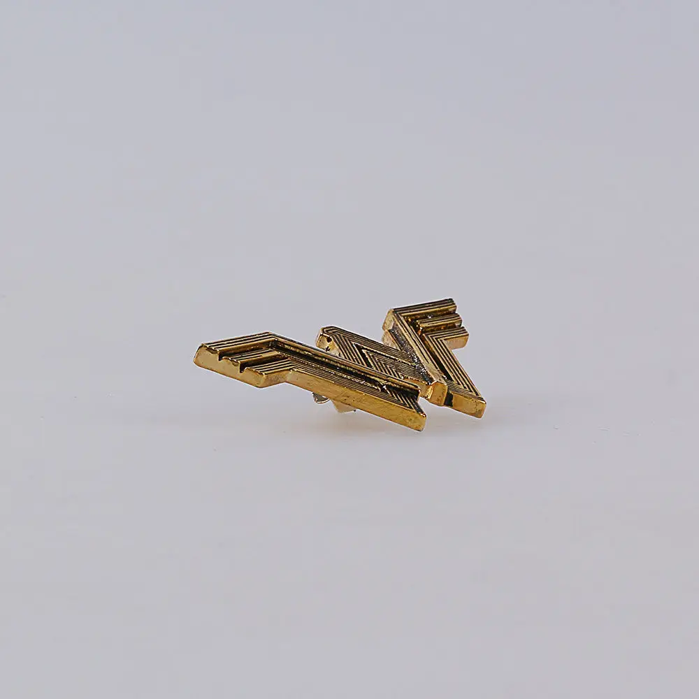 2017 Movie Wonder Woman Superhero Diana Prince Badge Metal Brooches Pin Halloween Carnival Cosplay Accessories Prop Adult Women (2)