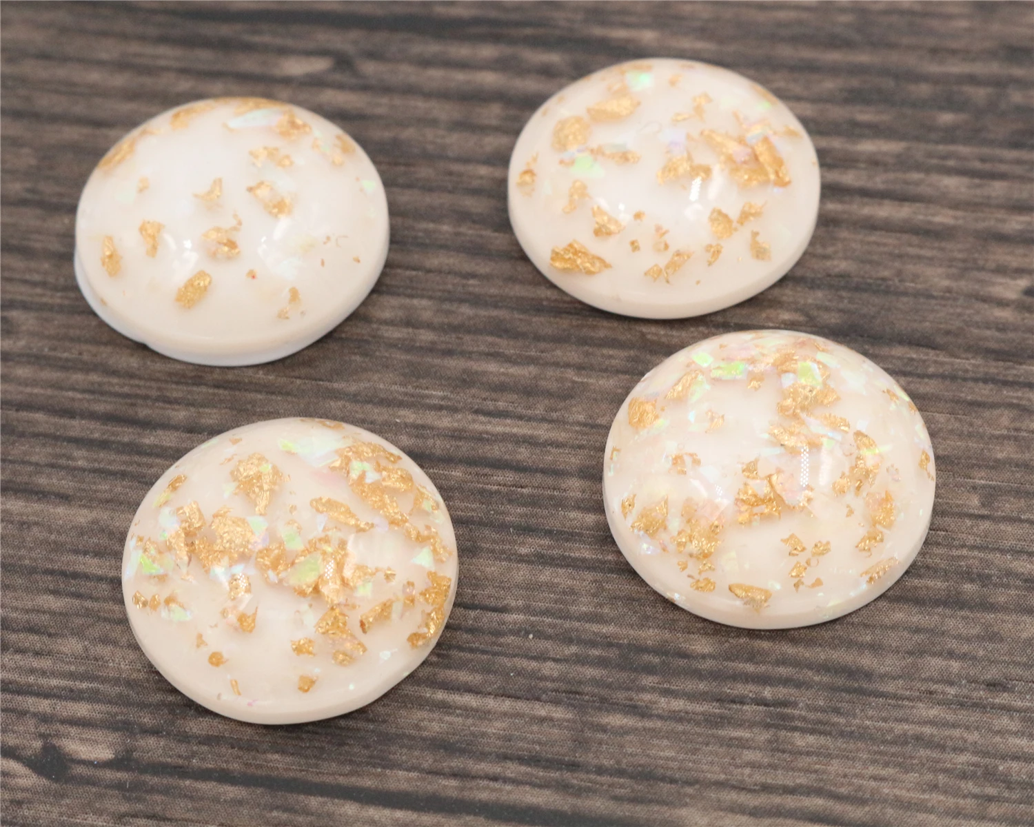 

20mm 10pcs/Lot New Fashion White Color Built-in metal foil Flat back Resin Cabochons Cameo-V6-06
