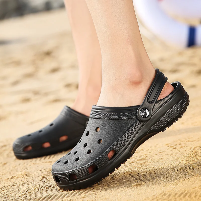 Dropshiping 2019 Men Sandals Summer Slippers Shoes Croc Fashion Beach Sandals Casual Flat Slip on Flip Flops Men Hollow Shoes