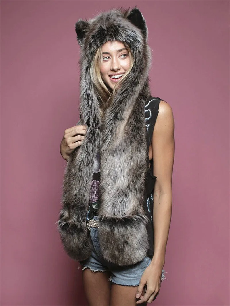 GREY_WOLF_HOOD__0001_IMG_4246.JPG_1024x1024
