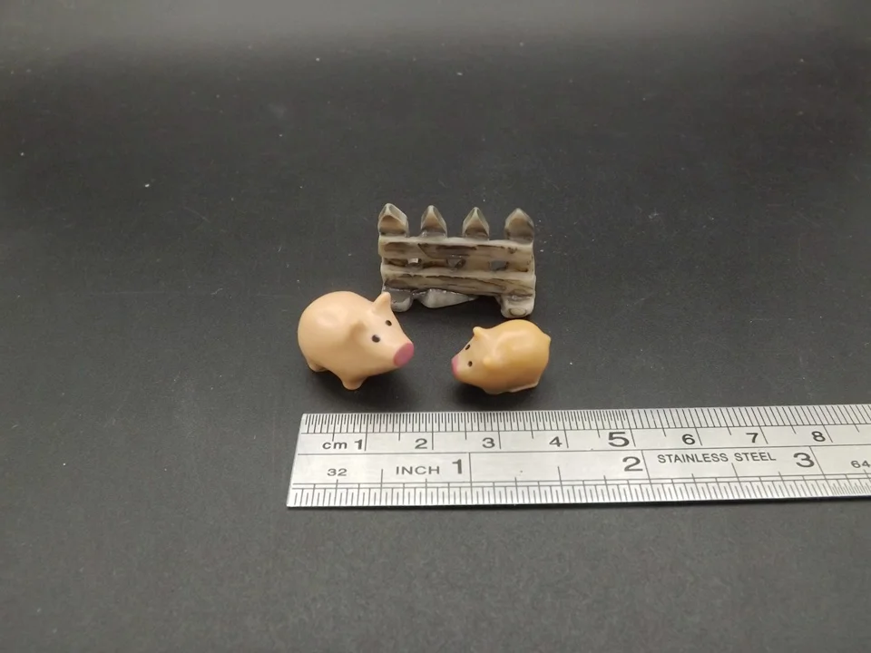 Tiny-S004Pig (9)