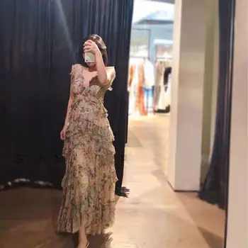 

2019 Fashion New Catwalk V-neck Sexy European and American Summer Print Loose Wooden Ear Ladies Long Dress