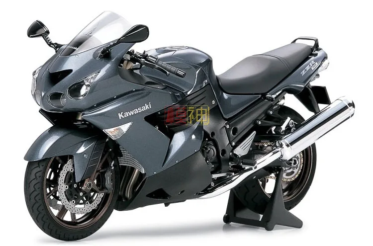 

Assembled Cars Motorcycle 1:12 Model Simulation Toy Kawasaki ZZR1400 14111