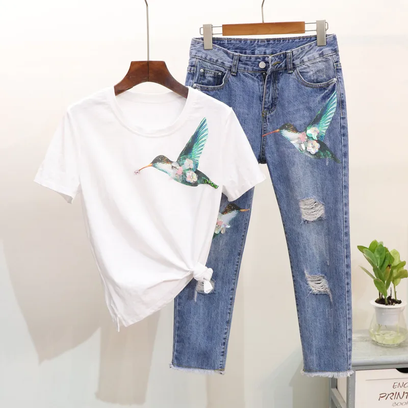 

2019 Korean Style summer Three-dimensional sequins beaded Diamond Cute Bird short sleeved T-shirt+Hole Button jeans suit female