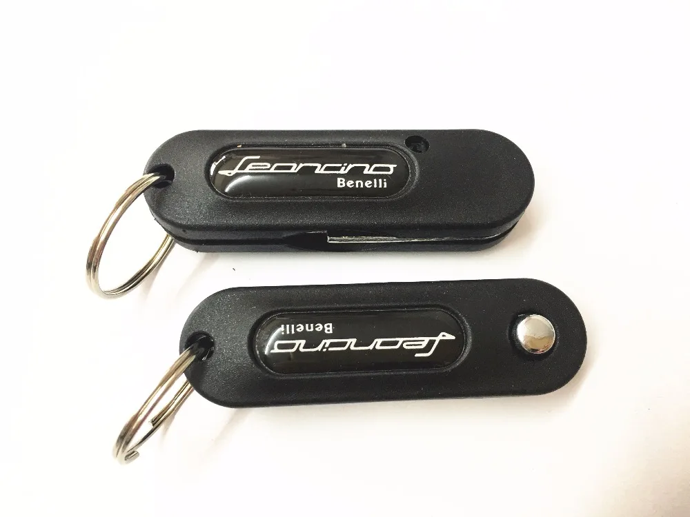 

1 Pair Foldable blank key for Benelli Stels BN251 BN302 BN600 TNT25 TNT300 TNT600 Keeway RK6 / BN TNT 25 250 251 300 600