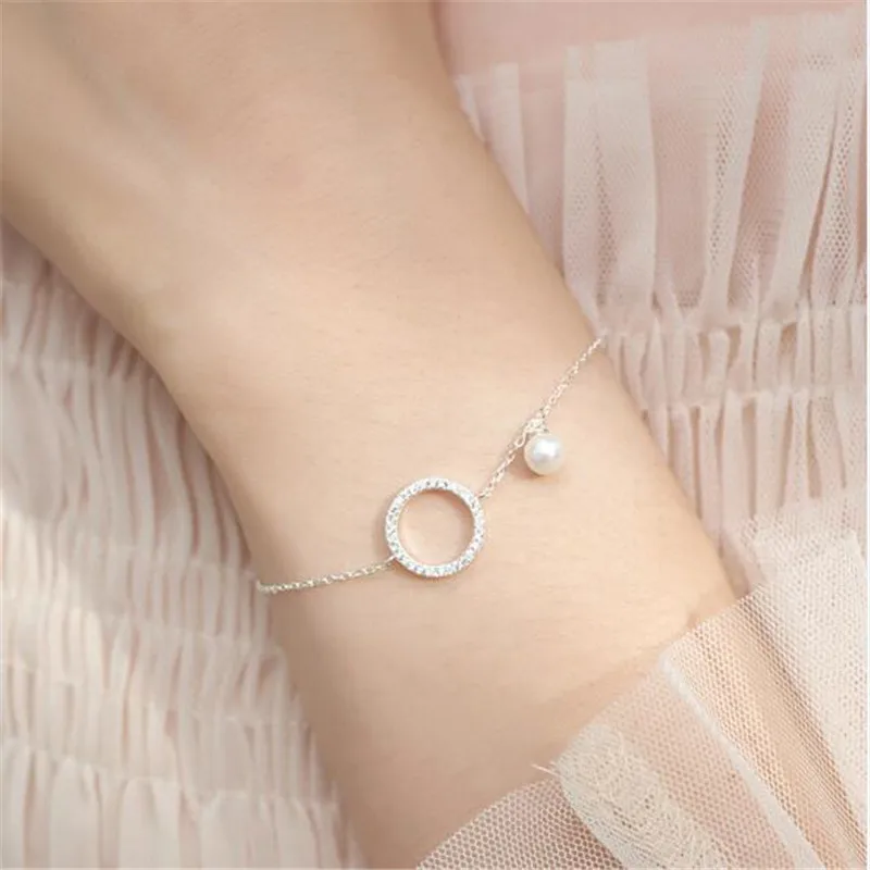 

LULU-PIG Popular selling simple micro - set circle geometric shell pearl 925 pure silver bracelet Japanese and Korean wom 6M-29
